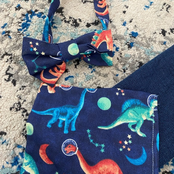 Navy H&M Boys Suit with Button Down Shirt - Picture 2 of 6